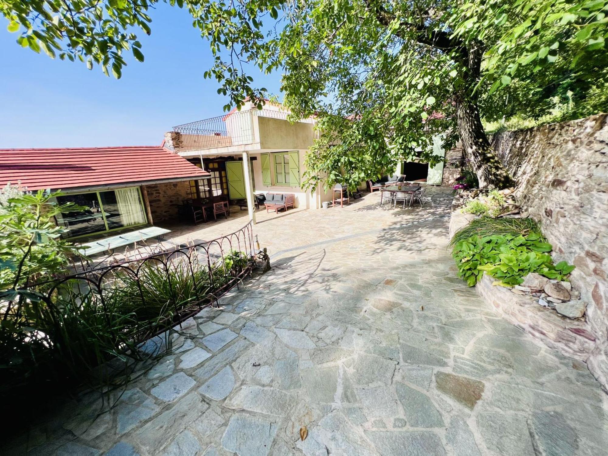 Les Coumayres Holiday home